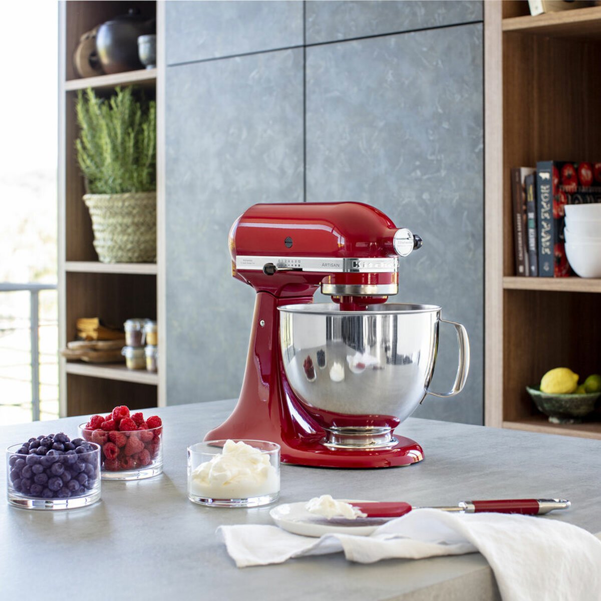 KitchenAid Artisan Stand Mixer 4.8L Stainless Steel Bowl, Empire Red, 5KSM125BER - Image 3